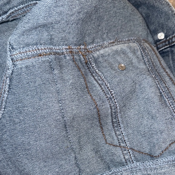 Madden Girl Blue Denim Jacket with Cream Sherpa Lining - Picture 15 of 15